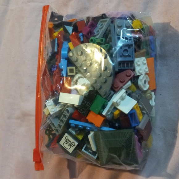 Lego lot 10 mixed lot of Legos - Picture 3 of 3